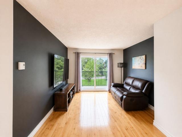 GRAND 5 ½|MAGOG|EAU CHAUDE