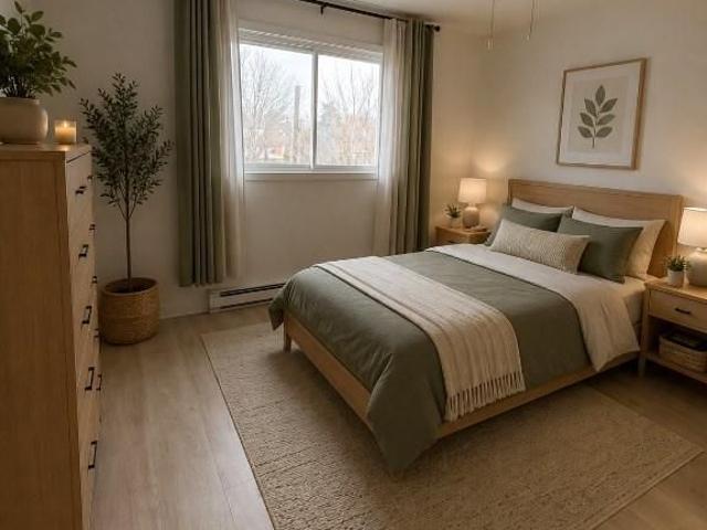 Grand 5 ½ fraîchement peinturé, libre immédiatement! Beloeil 354 5