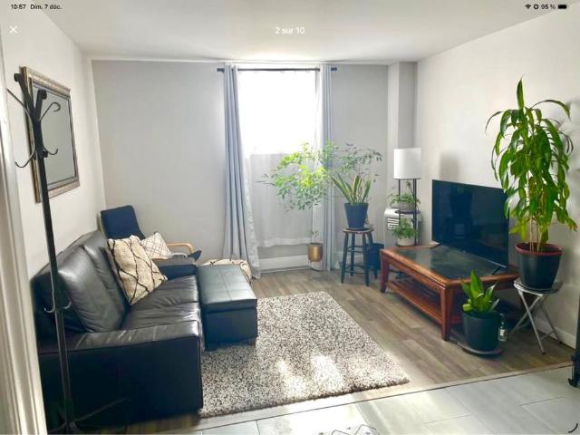 Grand 5 1/2 à louer pour juillet à Beauport