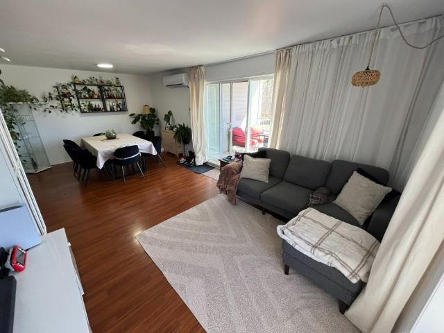 Grand 5 1/2, INTERNET INCLUS + THERMOPOMPE
