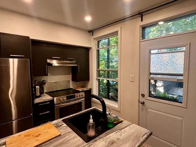 Grand 2 ½ Meublé – Plateau Mont Royal
