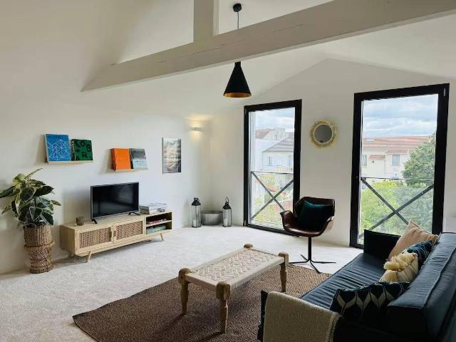 Grand 2 p neuf meublé 60 m² – Colombes – Proche T2
