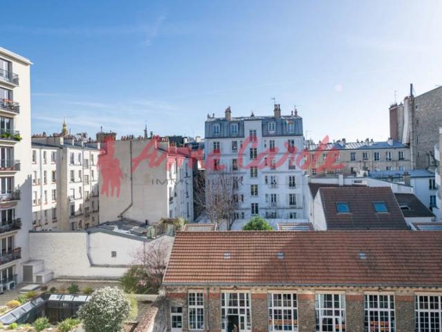 Grand 2 pièces Paris 7e Rue Saint Dominique Élégant appa