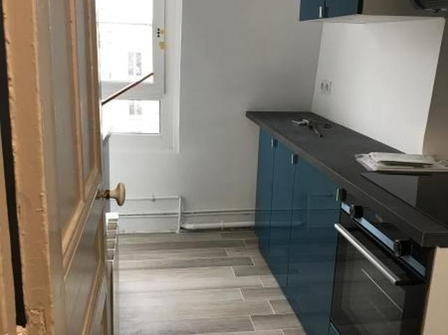 Grand 2 pièces refait à neuf Levallois