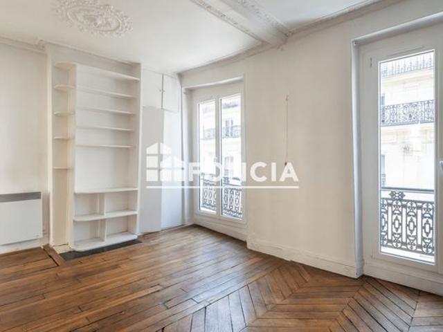 Grand 2 pièces_ Rue Myrha