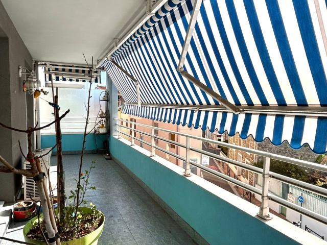 CARNOLES: GRAND APPARTEMENT T3 + GRANDE TERRASSE