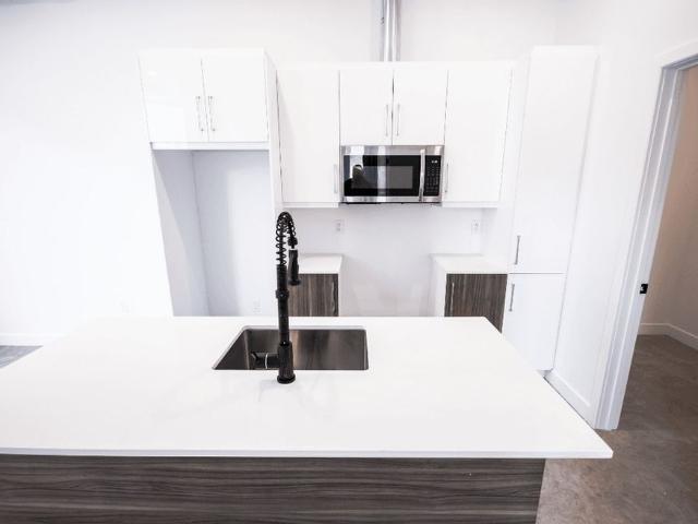 Grand 3 1/2 Style Loft Tout Inclus