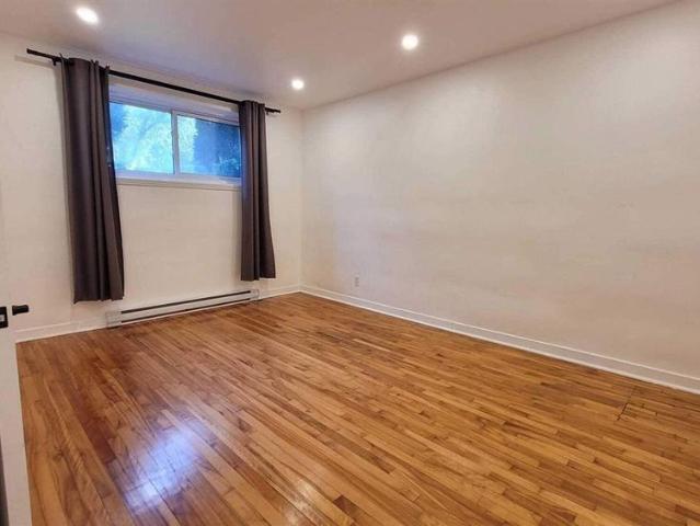 GRAND 3 1/2 3485 ELLENDALE RECEMMENT RENOVE
