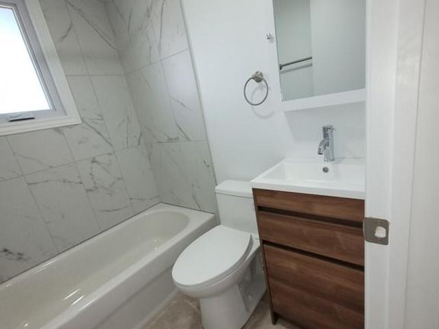 Grand 3.5 Chomedey Tel