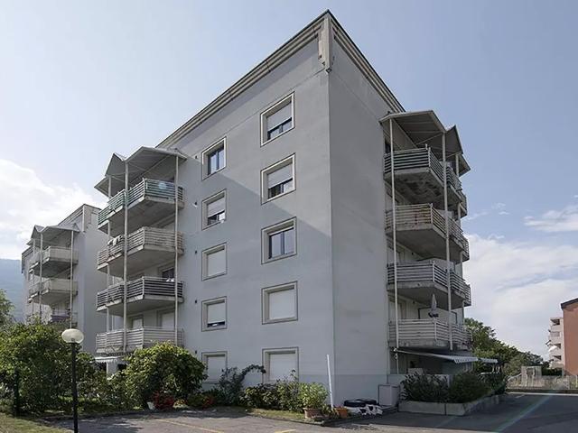 Grand 3.5 pièces dans un quartier calme en cours de rafraîssement
