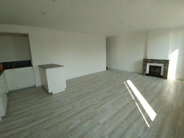 Grand T3 40m² près de la place Jacquard