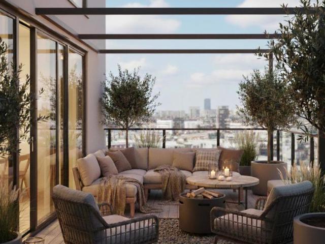 GRAND T3 en étage élevé avec beaux espaces extérieurs + parking