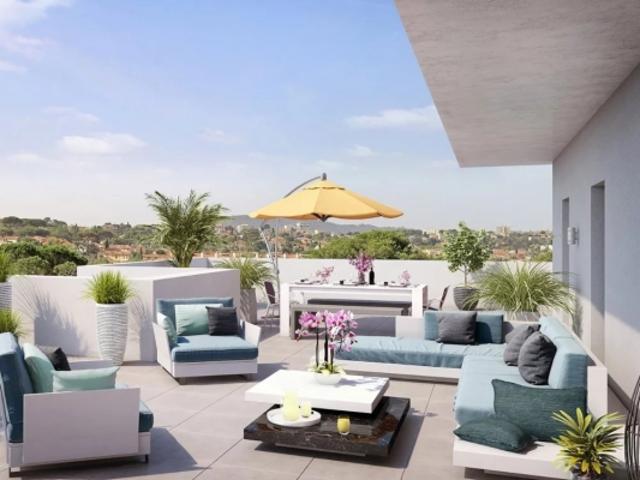 Grand T3 Etage Elevé avec Ascenseur Grande Terrasse Sud