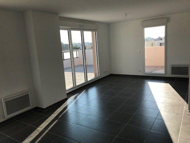 Grand T3 Hopitaux facultés avec garage et terrasse de 58m2