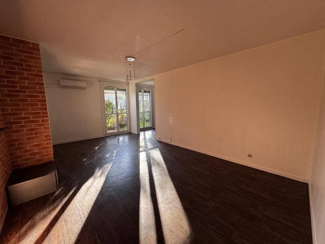 GRAND T3 RUE JEAN VIOLLIS / PURPAN
