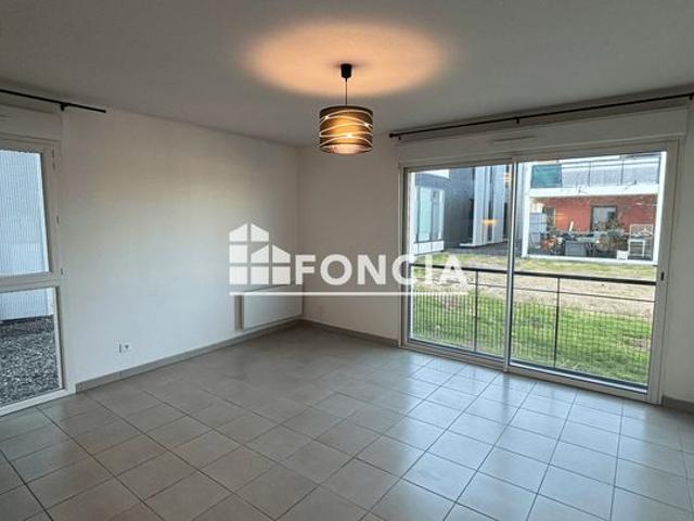 Grand T1 33m² vendu loué, idéal investisseur, DPE B avec parking en sous sol