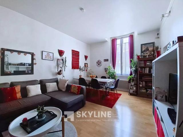 Grand T1 de 51 m² – Vue Notre Dame de la Garde – Castellane 13006
