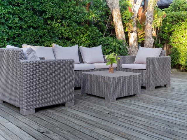 GRAND T2 AVEC JARDIN