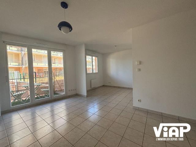 GRAND T2 DE 51 m² PROCHE FAC DES SCIENCES