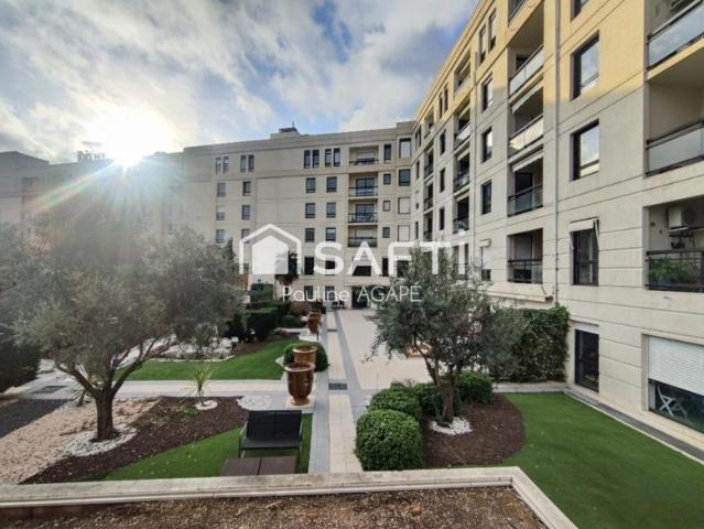 Grand t2 de 58 m2 climatisé quartier antigone