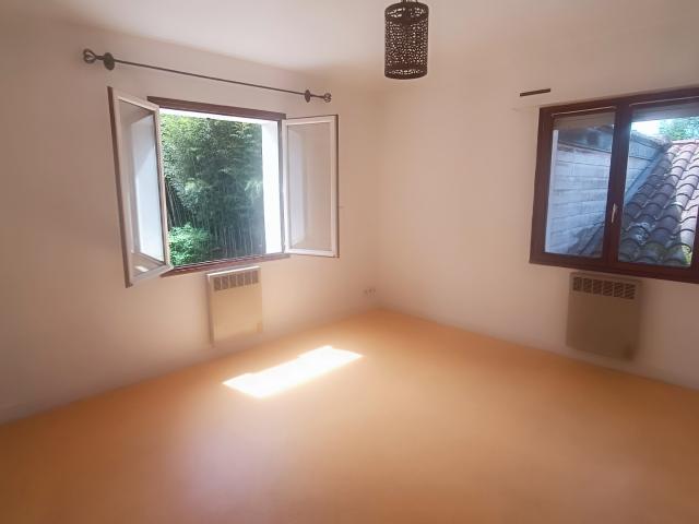 GRAND T2 LUMINEUX CAMBO LES BAINS