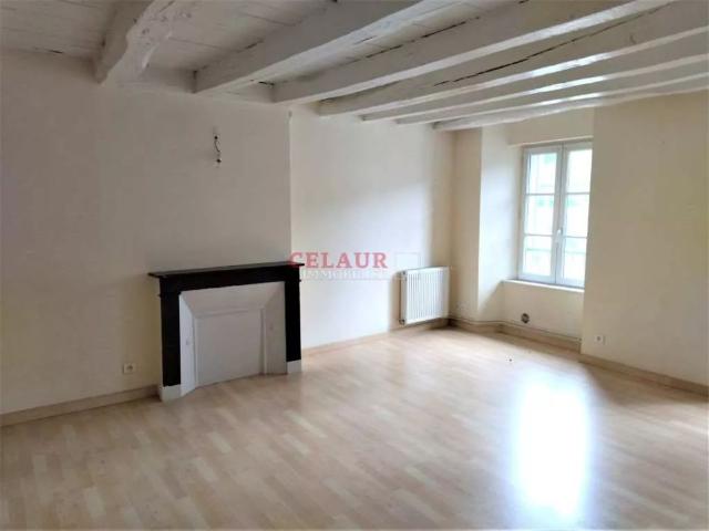Grand t2 quartier cite administrative