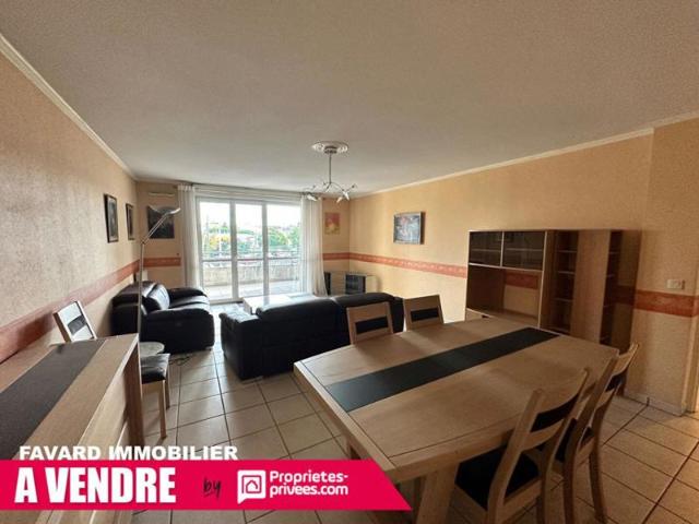 Grand T4 de 100 m² avec deux terrasses et double parking Brive proche centre ville