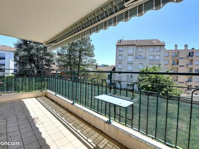Grand T5 de 110 m², Calme, Terrasse, Garage, Montchat Place Ronde, Lyon 3ème 69003
