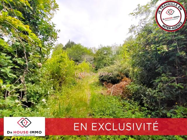Grand terrain constructible sur L'Isle jourdain 86