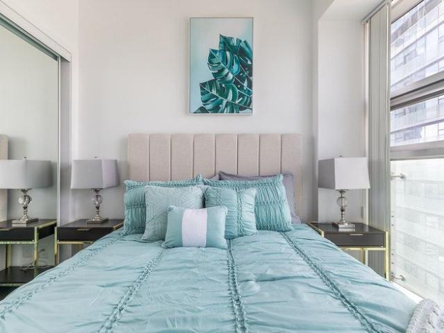 Grand Trunk Crescent