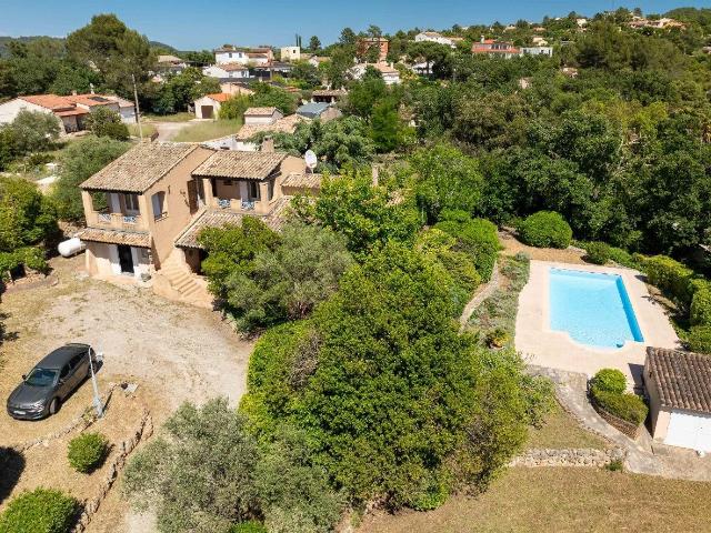 Grand villa provencale avec studio. 171m² Vidauban