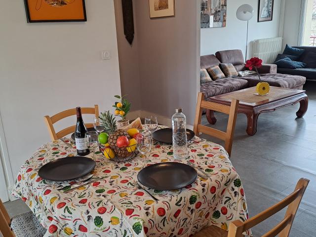 Grand appart 4 chamb centre ville proche gare,facs, grandes écoles Ideal pour 4 pers