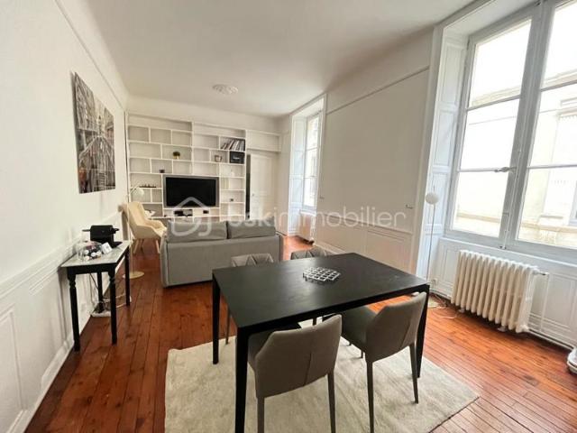 Grand appartement