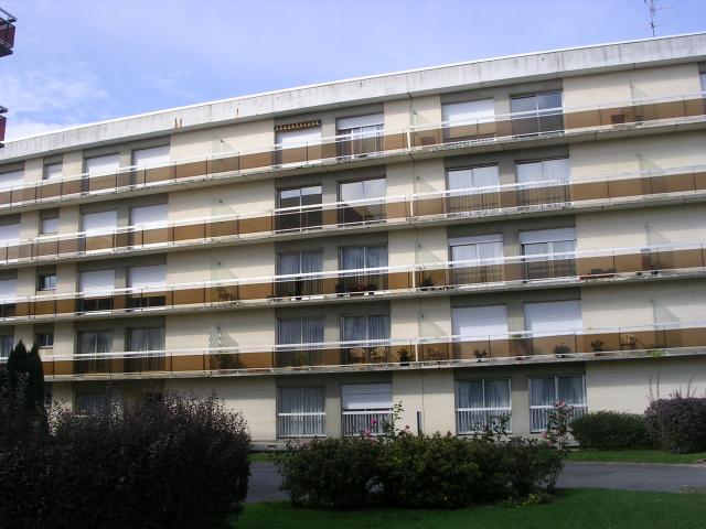 GRAND APPARTEMENT 3 PIECES 86 m2 COMPIEGNE TRIANGLE D'OR