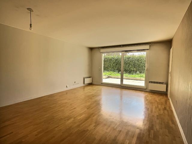 Grand Appartement 3 Pièces au calme avec jardin