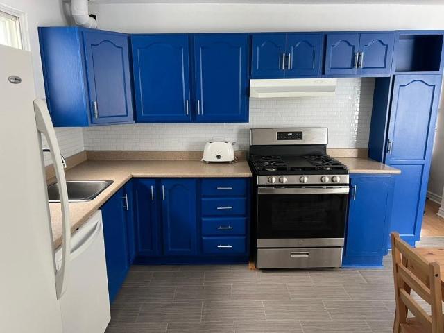 Grand appartement 3 1/2 tout inclus sauf meuble à louer