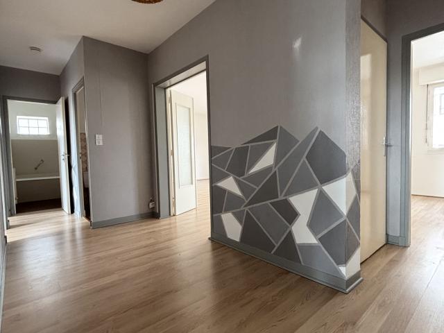Grand appartement T3 dernier étage