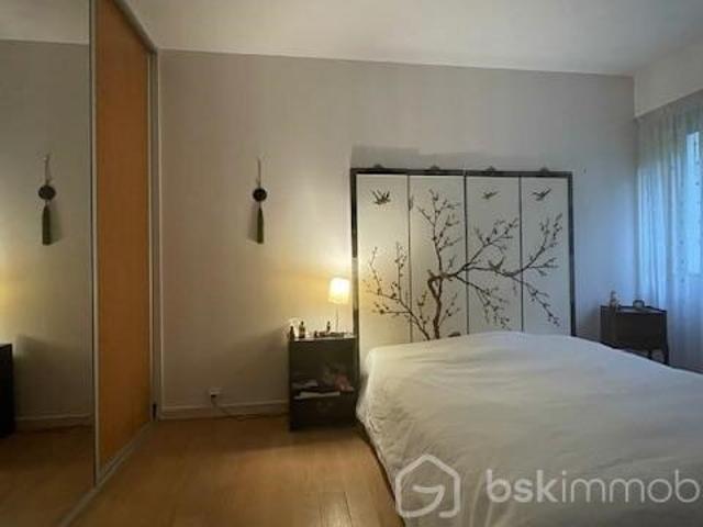 Grand Appartement T3 en Rez de Jardin