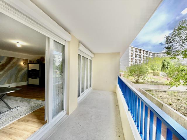 Grand appartement T4 à TOURS