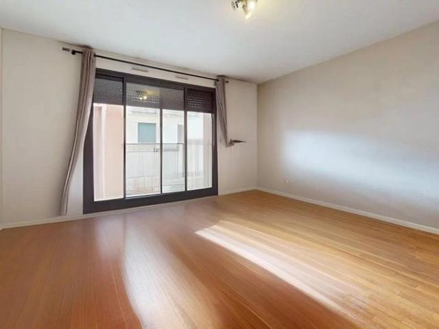 Grand appartement 98 m2 grande terrasse secteur Montchat