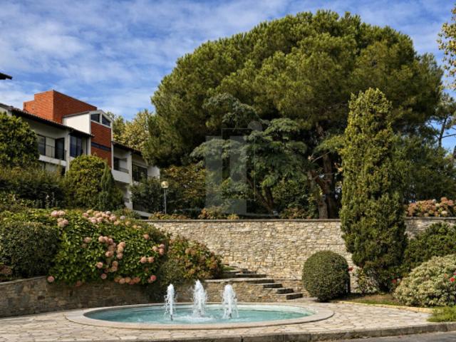 Grand appartement traversant avec terrasses, secteur Chambre d'Amour