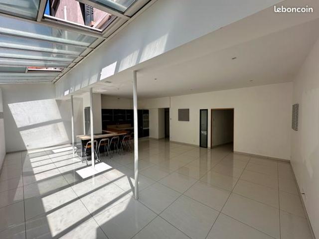 Grand appartement Type 4 Centre Ville avec Garage