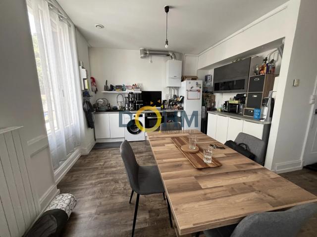 Grand appartement à louer à Unieux