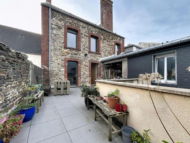 Grand appartement au cœur de Carteret – 118 m² avec terrasse 0m² Barneville Carteret