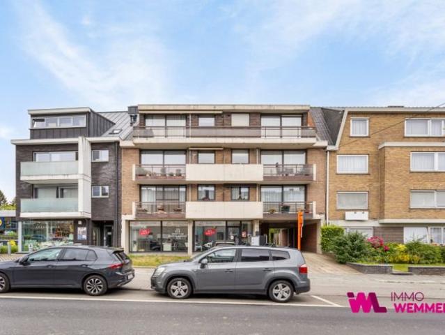Grand appartement avec garage et 2 chambres PEB B