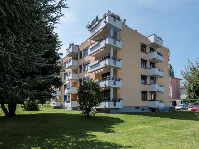 Grand appartement dans un cardre verdoyant | dreamo. Ch