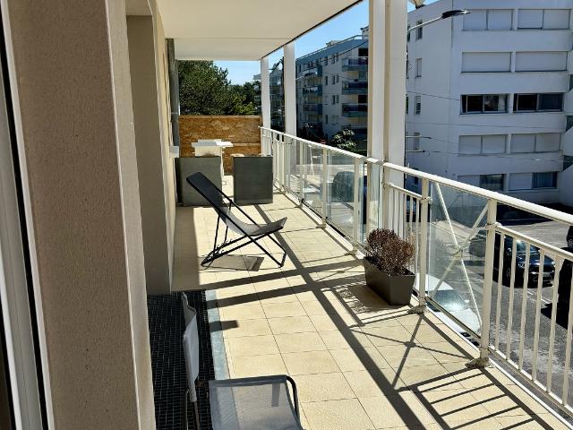 Grand appartement de 90m2 exposé Sud, à deux pas de la place Quentovic