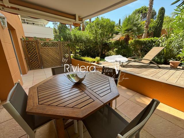 Grand appartement en vente à Cavalaire Sur Mer