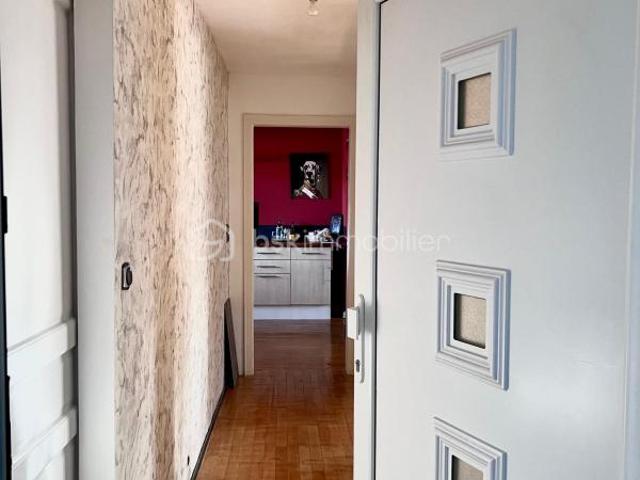 Grand appartement lumineux de 92 m² avec balcon, garage et jardin – Freyming Merlebach