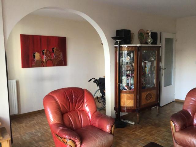 Grand appartement lumineux proche centre